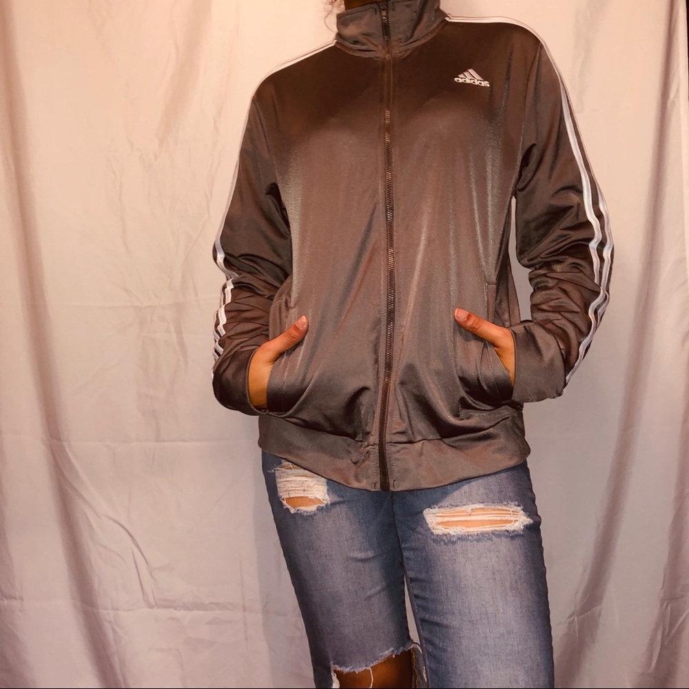 GREY ADIDAS JACKET🌟